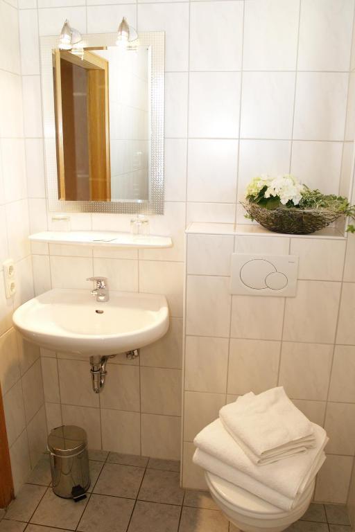 Hotel Haus Gertrud Simmerath Bilik gambar